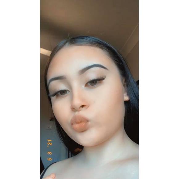 Meet your Posher, Saara - Picture 1 of 1